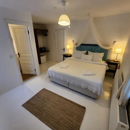 Jakamar Hotel 2*